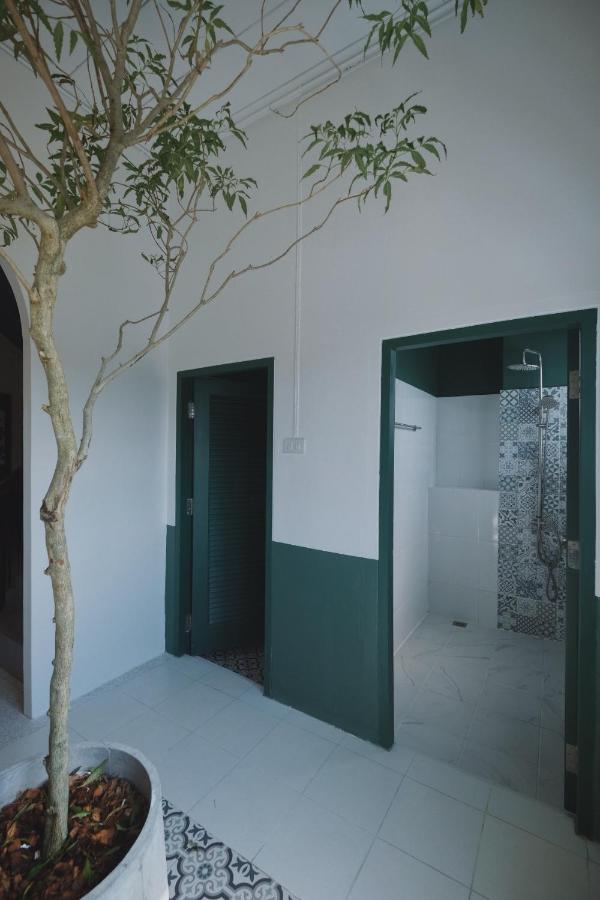 Matou Hostel & Cafe Ban Laem Muang Eksteriør billede