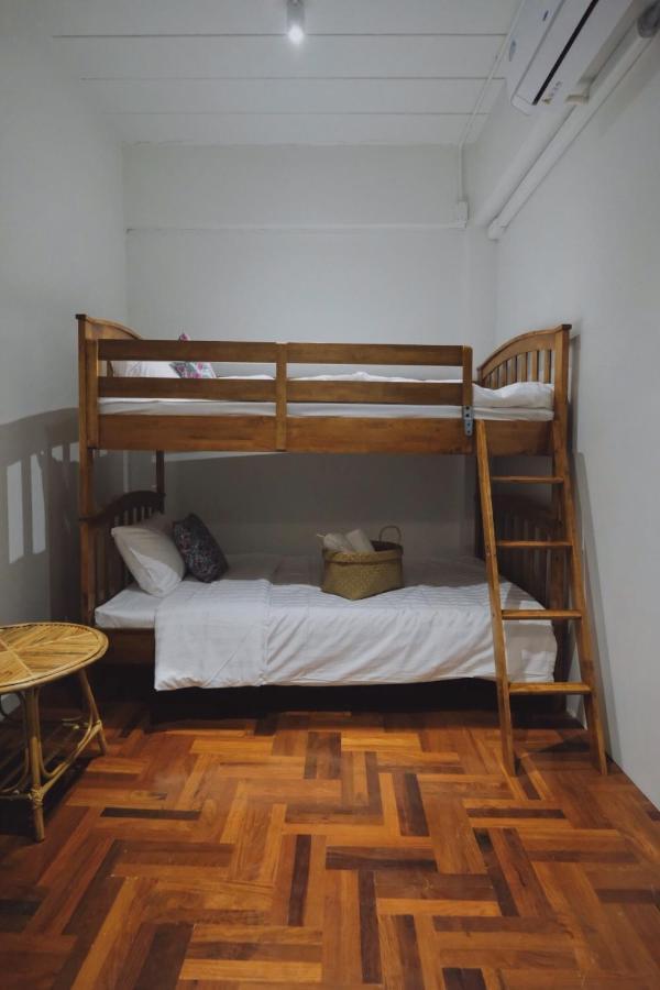 Matou Hostel & Cafe Ban Laem Muang Eksteriør billede