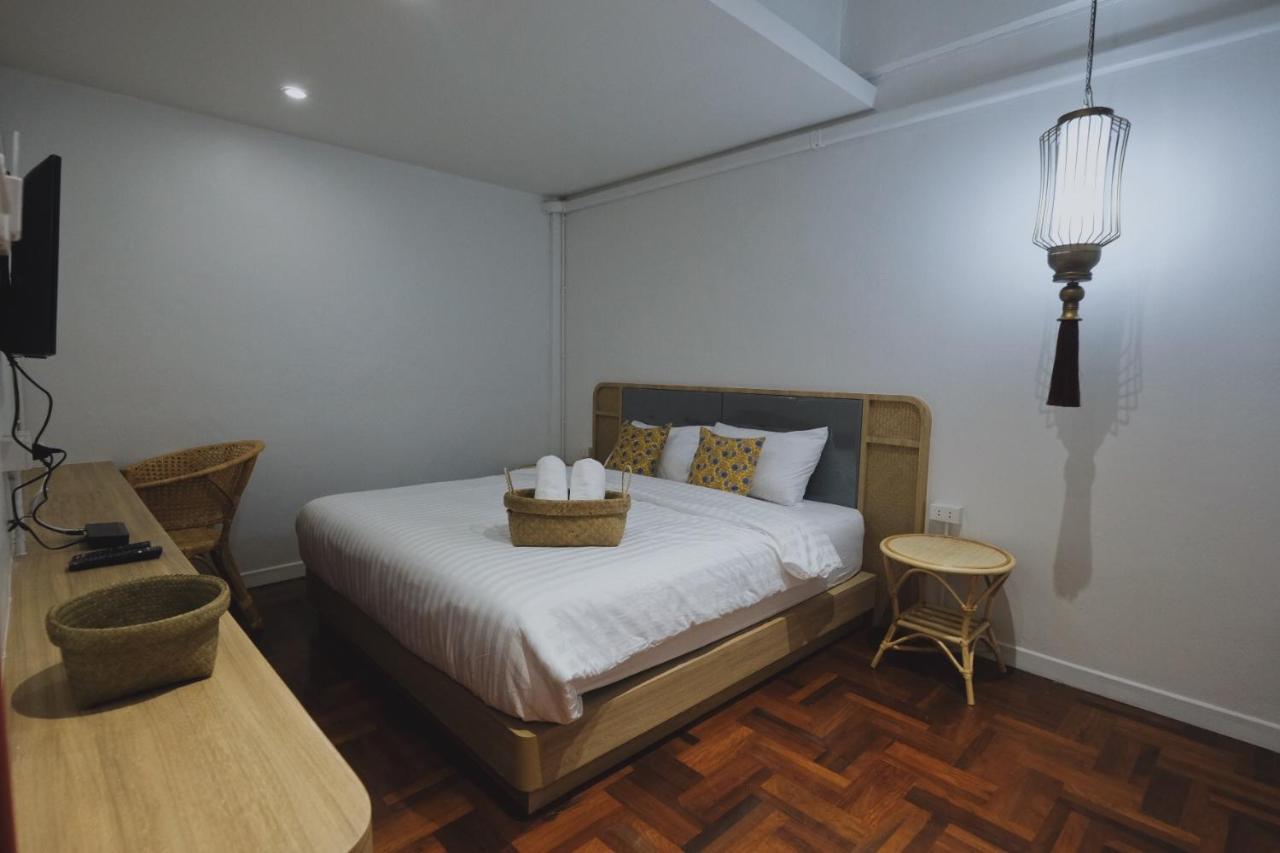 Matou Hostel & Cafe Ban Laem Muang Eksteriør billede