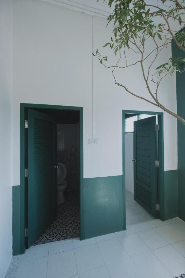 Matou Hostel & Cafe Ban Laem Muang Eksteriør billede